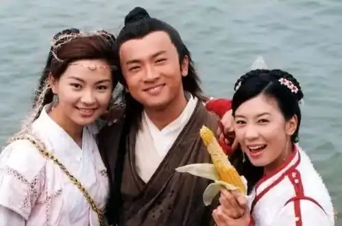 许雅婷出演倚天屠龙记被指神似杨超越,她有超越邱淑贞版的锦鲤吗