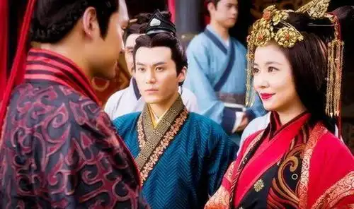 大汉王朝能多延续两百年,这两个女人功不可没,简直是存亡两妇人
