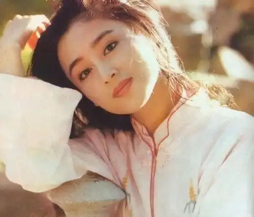 离过两次婚没有戒指求婚的陈凯歌,唯一要求陈红的是不允许离婚