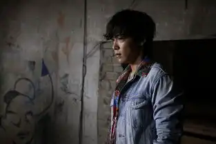 bigbang成员top老千2展现多样魅力变身7020943