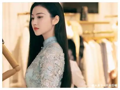 又一部奇幻剧大火,景甜张彬彬采访中商业互夸
