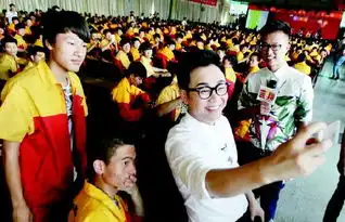 大鹏退出主持界多重身份集一身曾是吉林十大创作歌手
