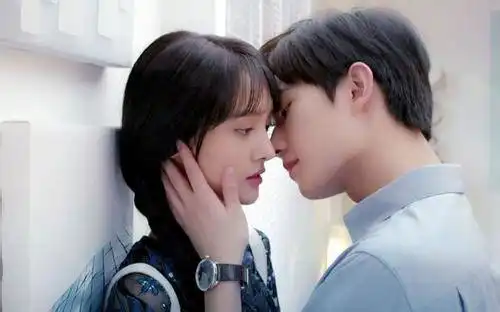 微微一笑很倾城2开拍,郑爽杨洋继续主演,杨幂出演女二号
