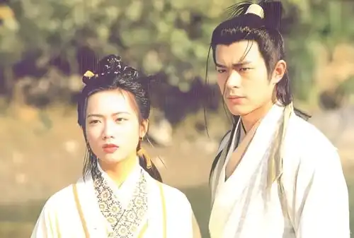 郭靖想不到,他最终会被亲人背叛,你看他的儿媳妇是哪个腹黑妖女
