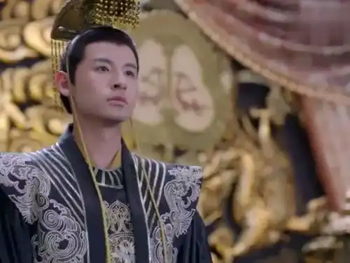 独孤皇后宇文护打了败仗自认有罪,天王趁机让他交出兵符