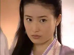 杨不悔衣带渐宽终不悔,为君消得人憔悴