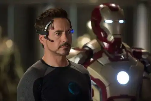 复仇者联盟1历史被修改后,众英雄在吃饭彩蛋中会想什么