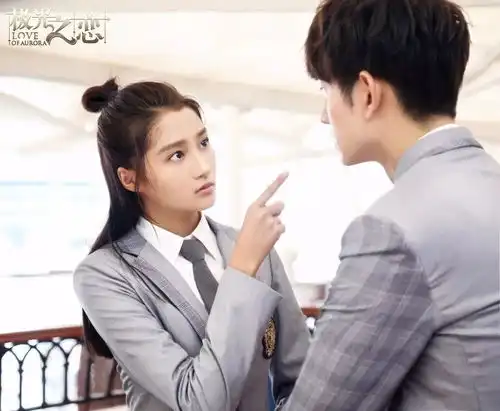 极光之恋遭遇双标,曾经的玛丽苏成经典它却活该被骂
