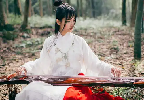 有种古风壁纸叫汉服美人,款款都美到惊艳,宅男看一眼就走不动路
