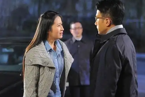 拍照开美颜,杜淳于朦胧变蛇精脸,颖儿为了美哥哥弟弟都不顾了
