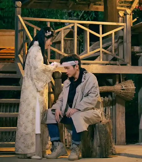 景甜张彬彬这是火出圈了谭松韵晒两人的合照,这cp嗑得太上头