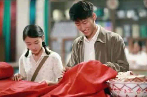 山楂树之恋的爱情老三为爱撒谎,成全了自己,苦了静秋