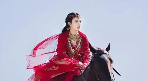 绝代双骄完结不久,陈哲远又一新剧来袭看到女主追定了