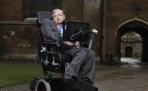 霍金的担忧没有错,人体里已经被发现了不该有的东西塑料微粒
