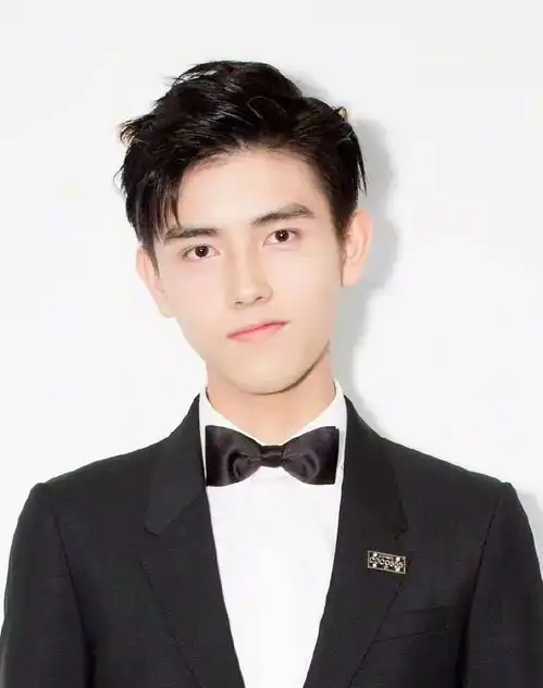 陈凯歌之子陈飞宇脱胎换骨闯江湖将夜天王影帝老戏骨保驾护航