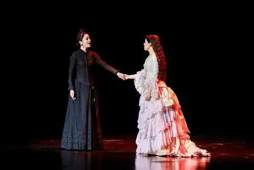 演艺大世界丨如果一生只能看一部音乐剧,那一定是剧院魅影