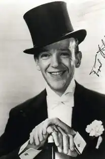 甜姐儿1957年斯坦利多南导演电影搜狗百科