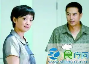 张嘉译与妻子王海燕新剧开播号称蜗居续集
