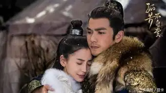 baby的微笑唇朱莉的花瓣唇已过气精灵唇和小黄鸭唇又是什么唇
