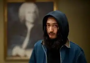 文艺小姐投靠戏精易烊千玺资源王传君排斥综艺盛一伦过气姨太问答
