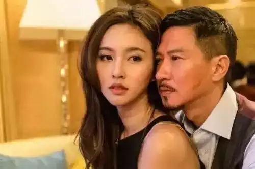 泰国人妖皇后宝儿poy的剧照
