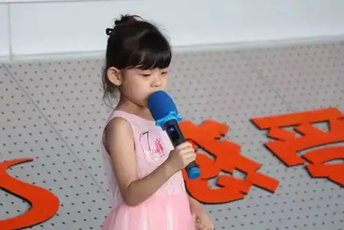 荔枝小演员来自孩子们的祝福爸爸,节日快乐
