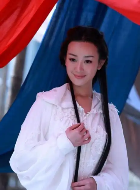 都是选择做自己,整容的张檬总是被嘲,快200斤郑欣宜为何人人赞