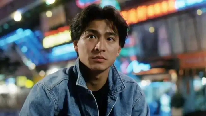 香港历史票房,周星驰8次夺得年冠,但累计最高票房却是刘德华
