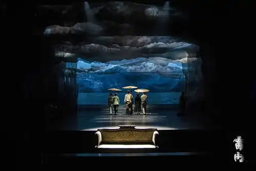 濮存昕版雷雨首演,全新角色解读打动全场观众
