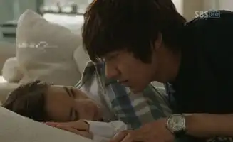 微微一笑很倾城杨洋获盛赞盘点中韩完美男主