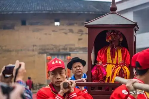客家春节,花萼楼祈福美如大鱼海棠定格帧
