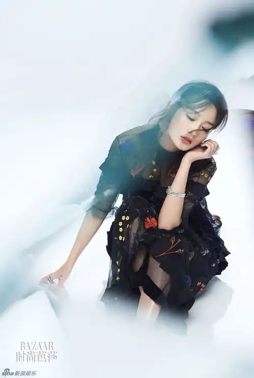 组图清丽脱俗小仙女李沁写真梦幻淡雅又撩人