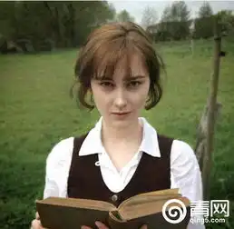 17岁妹子靠化妆秒变复古女神