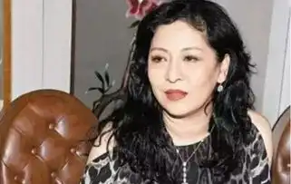 最美的时光中向太的一个举动,透露出了她跟关之琳的关系
