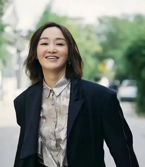 同样是赵子琪演配角,去有风的地方星汉灿烂对比差异明显
