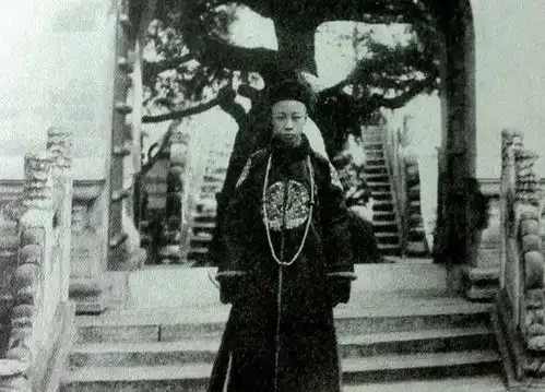 颐和园剧照溥仪