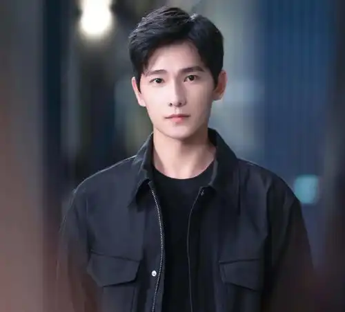 洋迪cp没了杨洋粉丝爆出他第3个女友,竟比迪丽热巴美多了