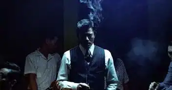 古惑仔小结巴晒照孙耀威稚嫩,穿大裤衩的郭富城最抢镜
