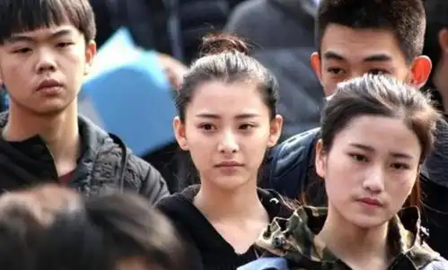 北京18岁少女为给男友买跑车,诈骗奥运冠军等人320万,结局如何