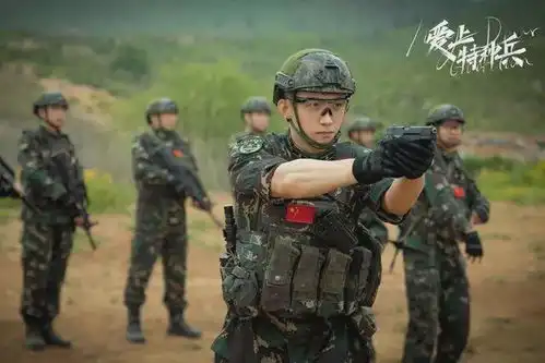 爱上特种兵后,黄景瑜又与两位老戏骨合作,追定了