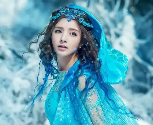 新旧还珠香妃命运各不同,一个25岁离世,一个婚姻幸福有孩子