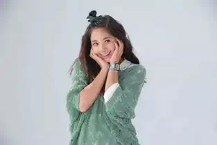 戚薇承认做双眼皮,网友她凭本事变好看的怎么了
