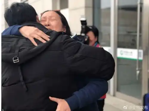 台演员方芳回椒走太平诉不尽的乡情
