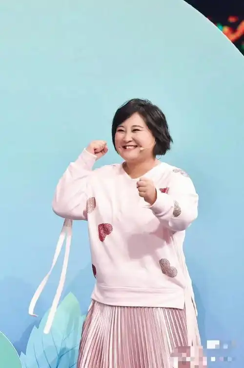 脚踩张艺谋,拳打吴京,她为何刚入行就成好莱坞红人
