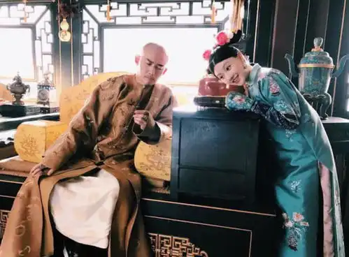 延禧攻略袁春望发疯把璎珞女儿浸粪桶,福康安爱而不得悔终生