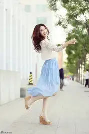 柳岩微博生活私照玲珑曲线大秀风情
