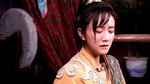 龙门镖局吕青橙不高兴为一点小事伤害自己,随后一女子来劝住她