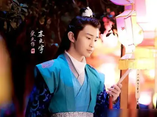小女霓裳将来袭,毕雯珺古装扮相帅气十足,女主是她太惊喜
