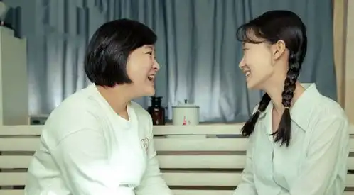 同样是翻拍小品,小沈阳却被嘲炒冷饭,他比贾玲到底差在哪
