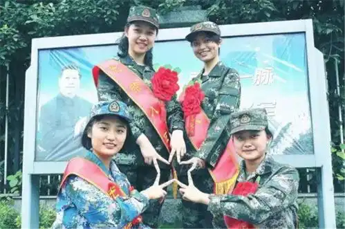 自古木兰从军行,铿锵玫瑰别样红
